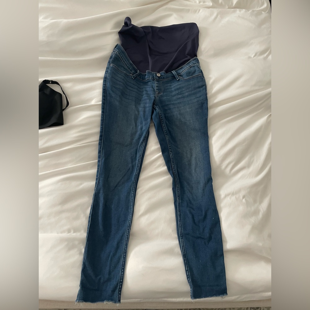 Abercrombie maternity jean legging size 30 / 10